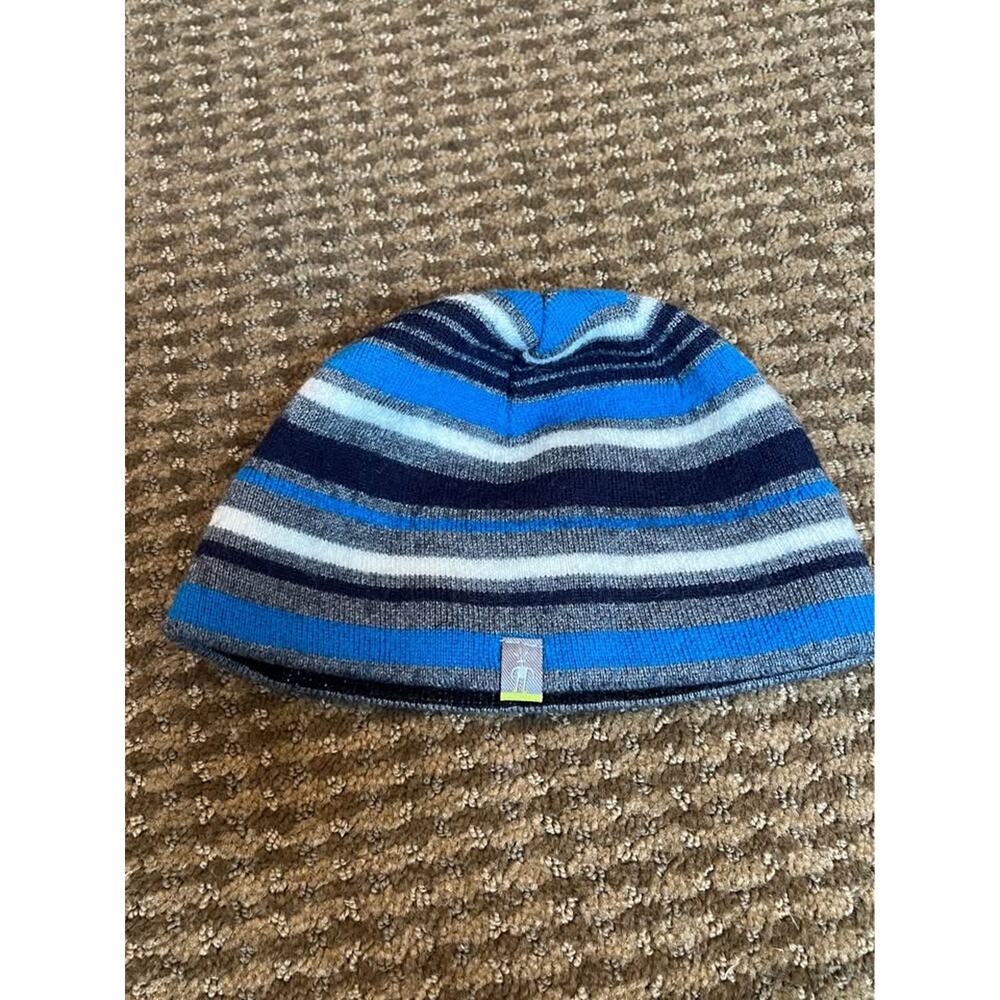 Smartwool Kids Beanie Size S/M. Merino wool & acrylic. EUC!